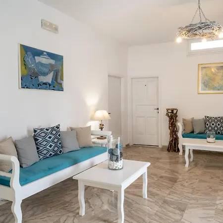 Ikaros 2* Karterados (Santorini)