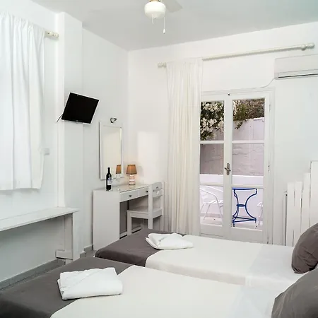 Ikaros Aparthotel