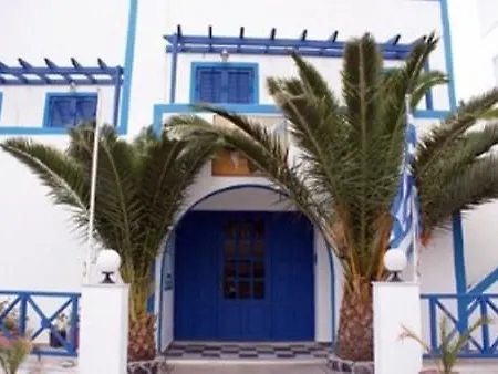 Ikaros Aparthotel 2*