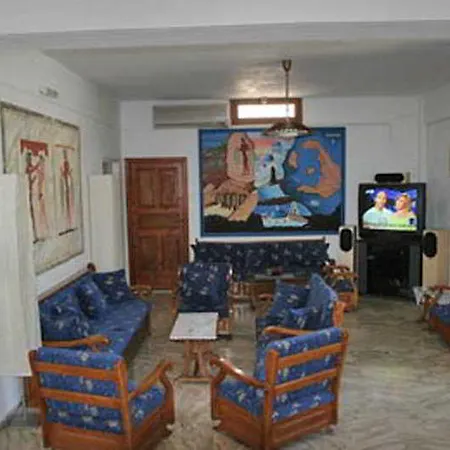 Ikaros 2* Karterados (Santorini)